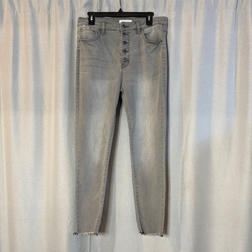 Nature Denim Button Fly Gray Skinny Jeans